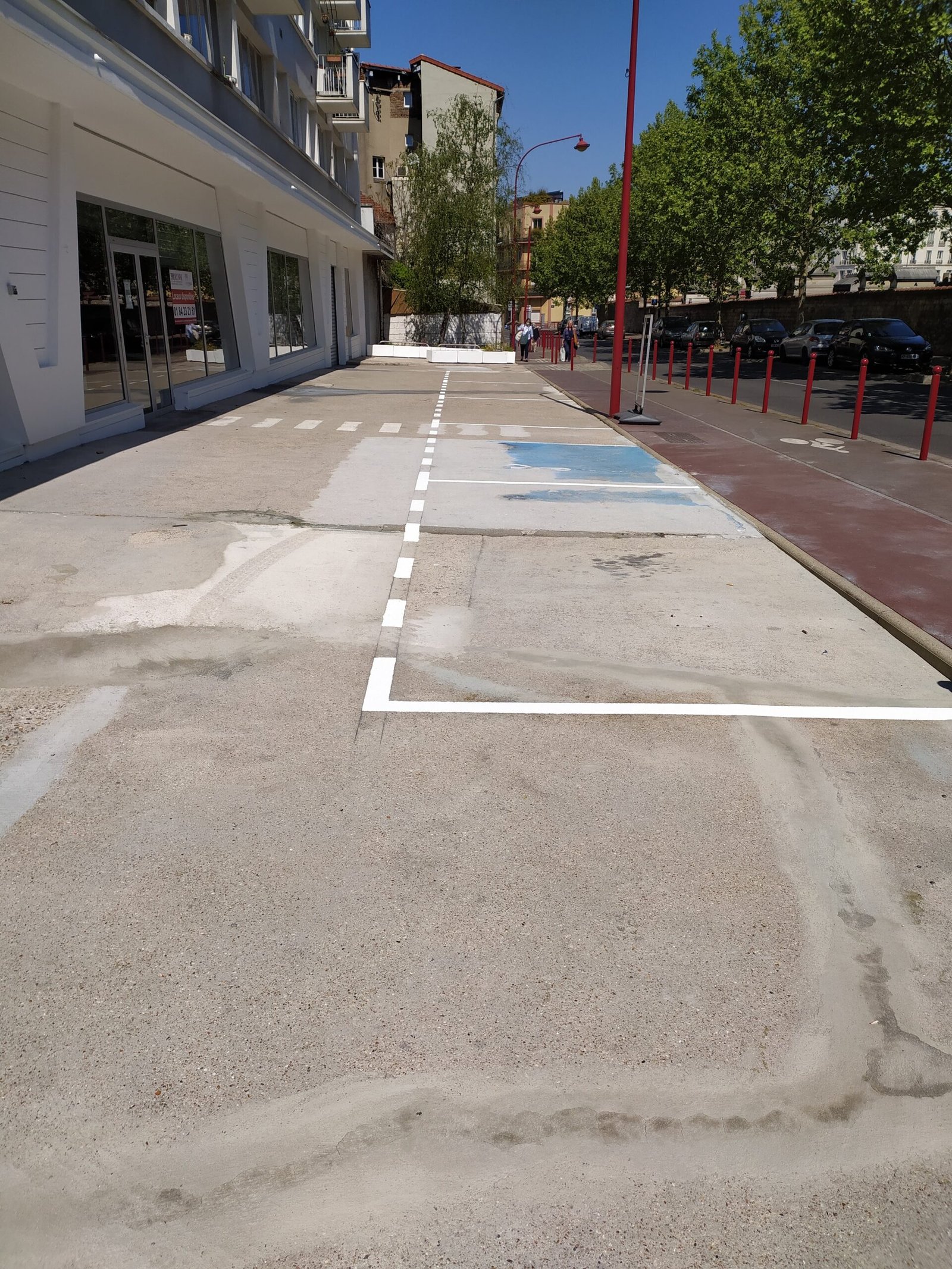 Délimitation et traçage des places de parking